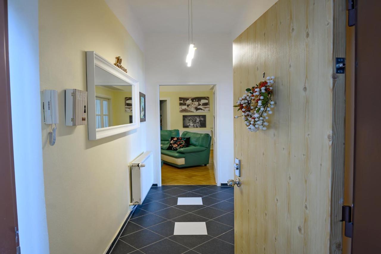 Apartment Alexis Bratislava Exteriör bild
