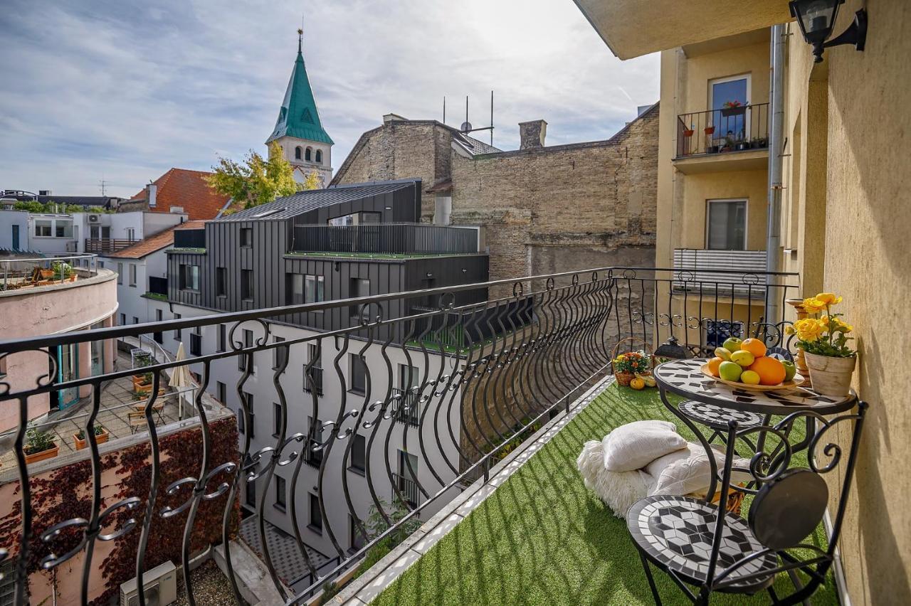 Apartment Alexis Bratislava Exteriör bild
