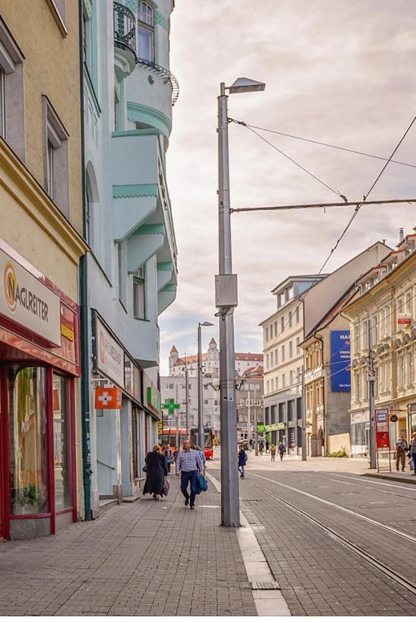 Apartment Alexis Bratislava Exteriör bild