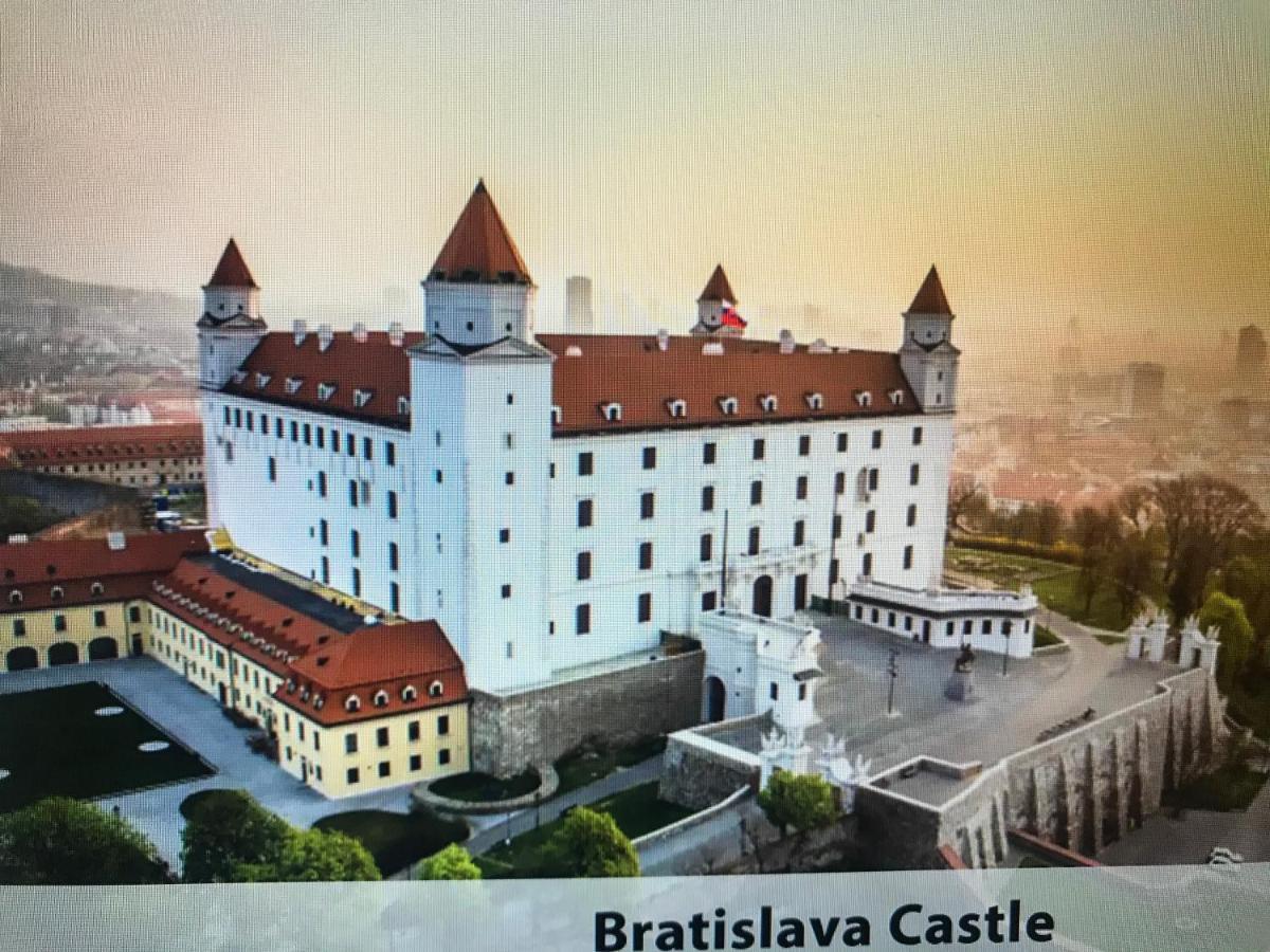 Apartment Alexis Bratislava Exteriör bild